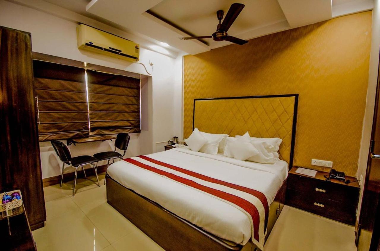 Hotel Q-Inn Calcutta Exterior foto