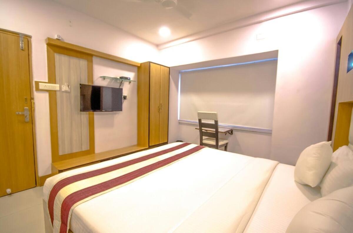 Hotel Q-Inn Calcutta Exterior foto