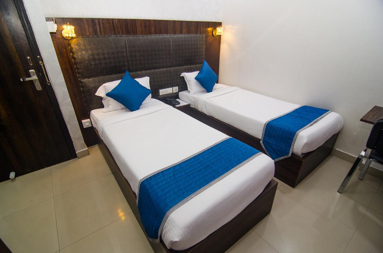 Hotel Q-Inn Calcutta Exterior foto