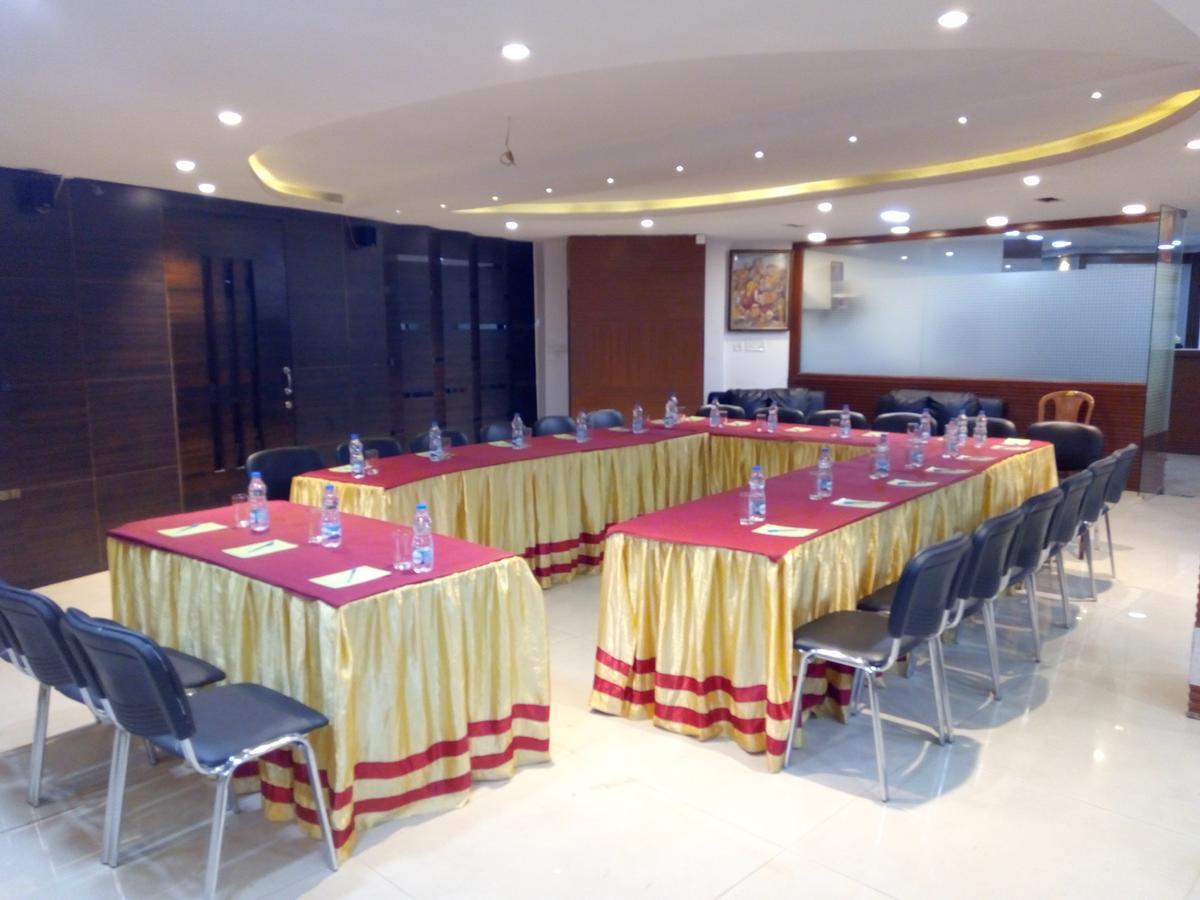 Hotel Q-Inn Calcutta Exterior foto